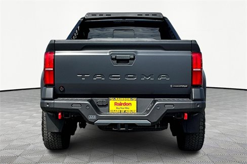 Used 2024 Toyota Tacoma Trailhunter image 4