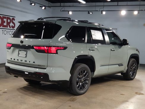 New 2026 Toyota Sequoia Platinum image 7