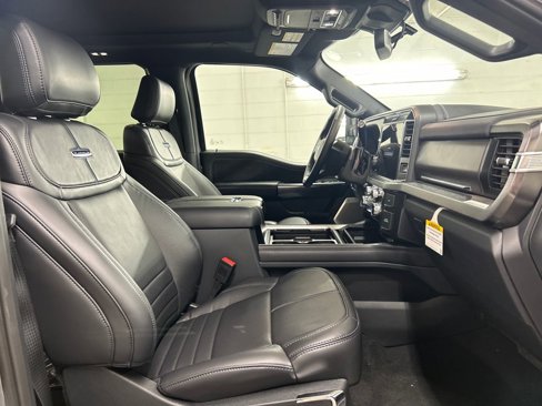 New 2026 Ford F250 Platinum image 3