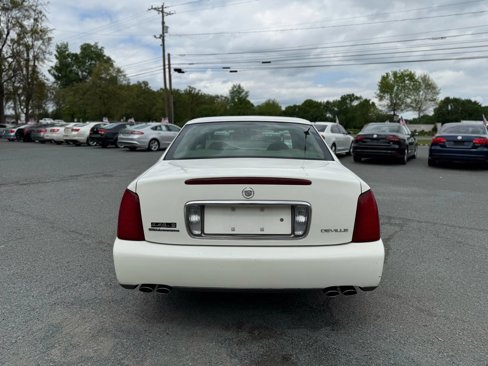 Used 2002 Cadillac De Ville Sedan w/ Comfort/Convenience Pkg image 5