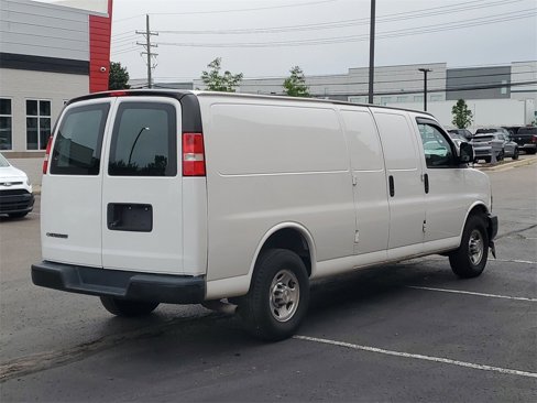 Used 2020 Chevrolet Express 2500 Extended w/ Driver Convenience Package image 4