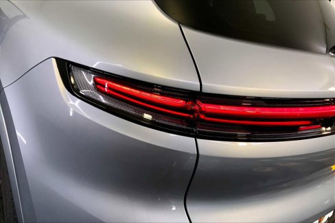 New 2026 Porsche Cayenne image 18
