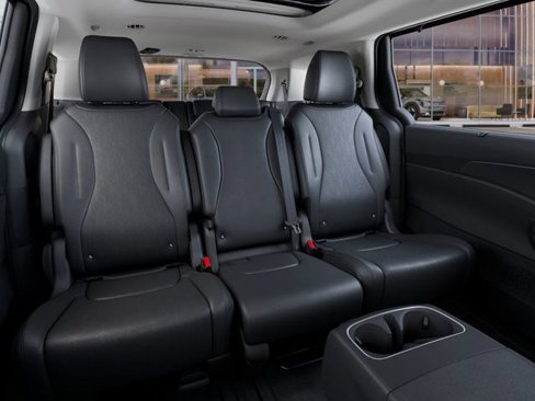 New 2026 Kia Carnival SX w/ SX Dark Edition Package image 16