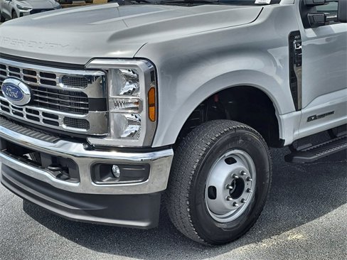 New 2026 Ford F350 XLT image 10