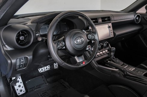Used 2022 Toyota GR86 Premium image 2
