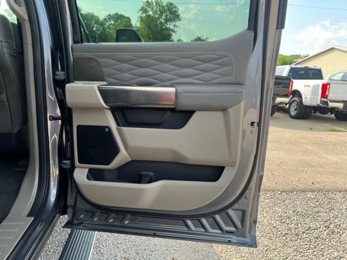 New 2025 Ford F250 Platinum w/ Platinum Plus Package image 20