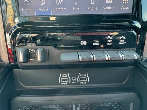 New 2026 RAM 2500 Laramie w/ Night Edition image 10