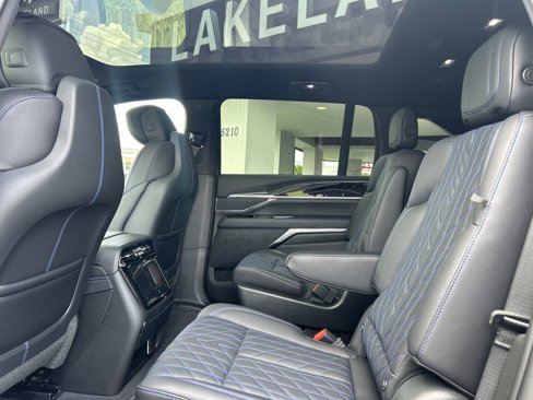 New 2026 Cadillac Escalade IQ Luxury 1 image 17