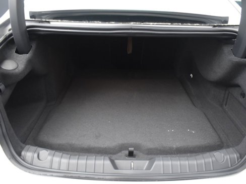 Used 2024 Jaguar XF R-Dynamic SE image 14