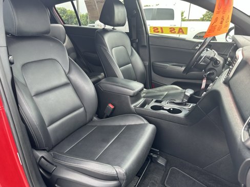 Used 2020 Kia Sportage S image 18