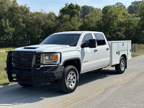 Used 2018 GMC Sierra 3500 4x4 Crew Cab w/ Sierra Convenience Package image 1