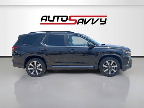 Used 2024 Honda Pilot Touring image 8