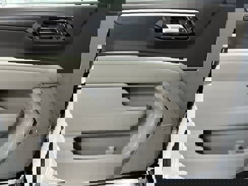 New 2026 Chevrolet Tahoe LT image 19