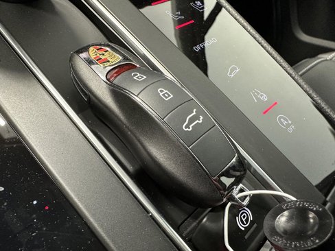 New 2025 Porsche Macan Turbo image 45