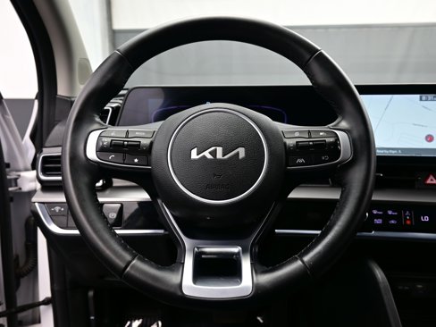 Used 2023 Kia Sportage EX image 26