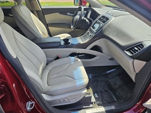 Used 2016 Lincoln MKX Reserve w/ Luxury Package image 18