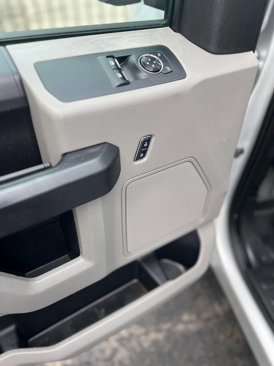 Used 2016 Ford F150 XL w/ Heavy-Duty Payload Package image 19