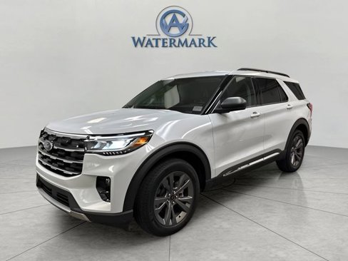 New 2025 Ford Explorer Active w/ Active Comfort Package image 1