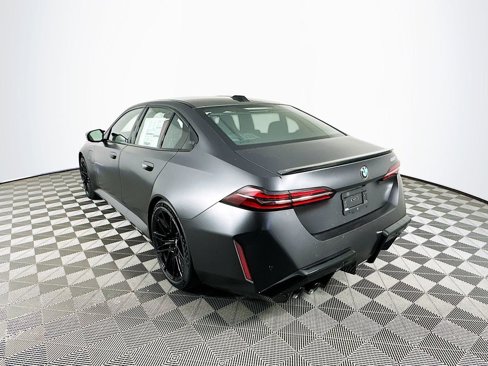 New 2026 BMW M5 w/ Carbon Package image 6