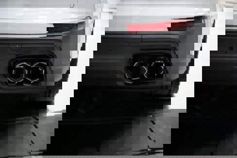 Certified 2025 Porsche Panamera image 36