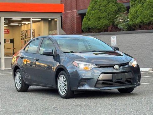 Used 2016 Toyota Corolla L image 2