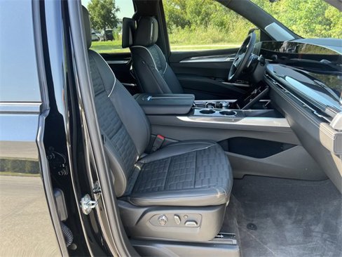 Certified 2025 Cadillac Escalade V w/ LPO, ONYX Package image 24