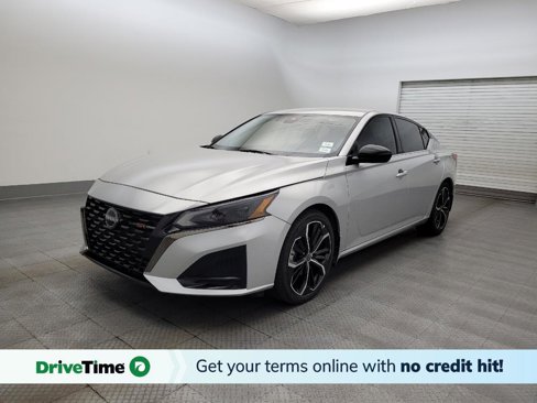 Used 2023 Nissan Altima 2.5 SR image 1