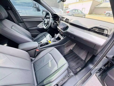 Used 2021 Audi Q3 2.0T Premium w/ Convenience Package image 18