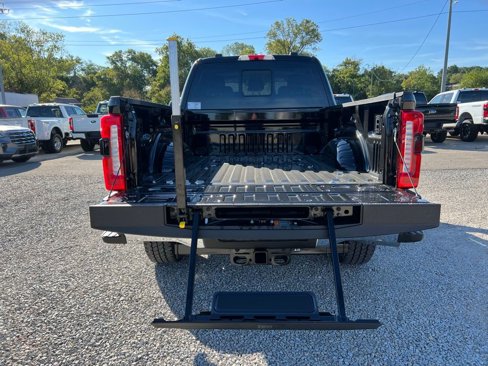 New 2026 Ford F250 Lariat w/ Chrome Package image 17
