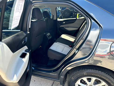 Used 2021 Chevrolet Equinox LT w/ Driver Convenience Package image 14