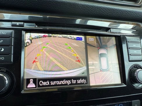 Used 2018 Nissan Rogue SL image 34