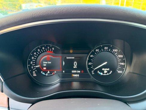 Used 2019 Lincoln MKC Select w/ MKC Climate Package image 15