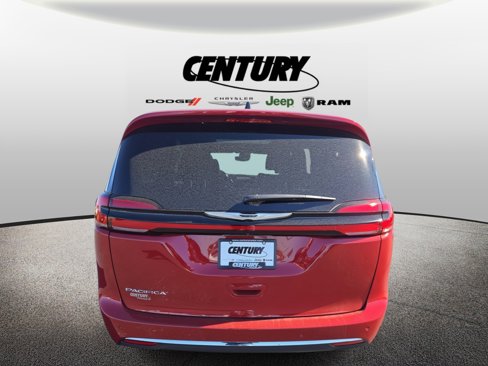 New 2025 Chrysler Pacifica Select image 4