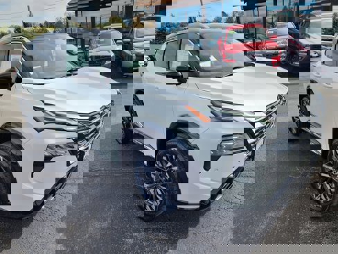 New 2026 Nissan Rogue Platinum image 2