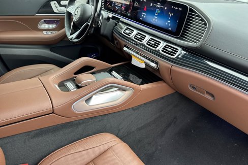 New 2026 Mercedes-Benz GLS 450 4MATIC image 20