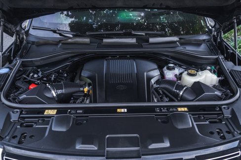 Used 2025 Land Rover Range Rover Long Wheelbase Autobiography image 34