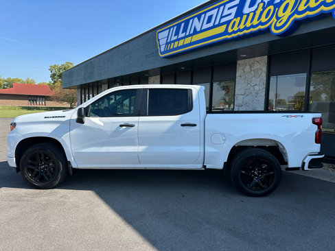 Used 2022 Chevrolet Silverado 1500 Custom w/ LPO, Dark Essentials Package image 4
