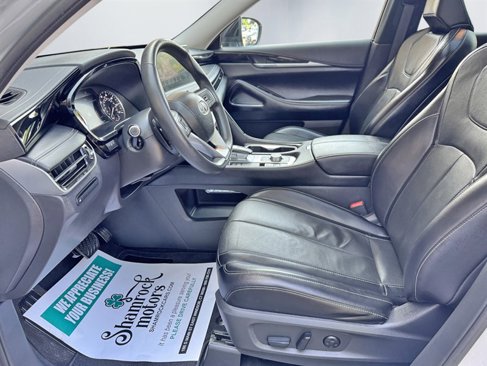 Used 2023 INFINITI QX60 Pure image 12