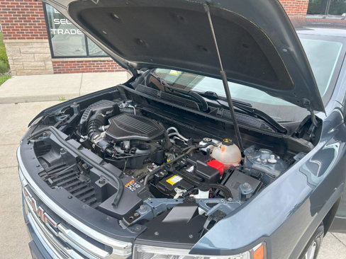 Used 2020 GMC Acadia SLE image 38