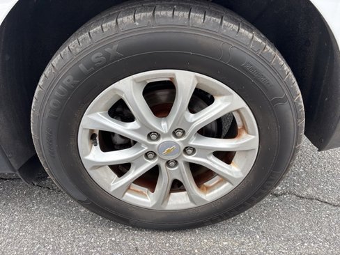 Used 2019 Chevrolet Equinox LT image 25