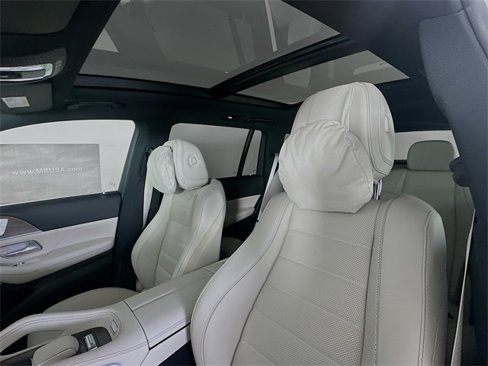 New 2026 Mercedes-Benz GLS 580 4MATIC image 22