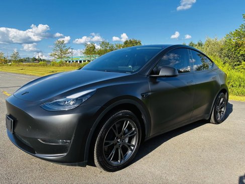 Used 2025 Tesla Model Y Long Range image 2