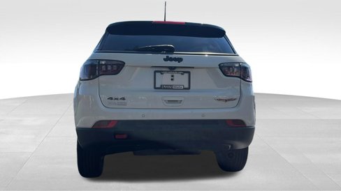 Used 2021 Jeep Compass Trailhawk image 4