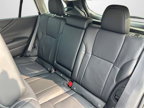 New 2025 Subaru Outback Limited image 19
