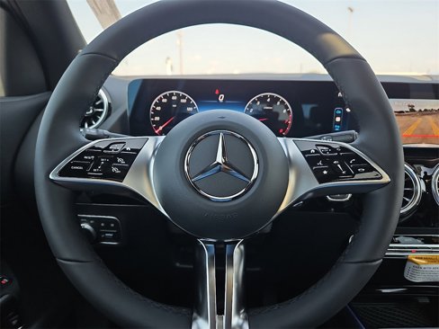 New 2026 Mercedes-Benz GLA 250 image 25