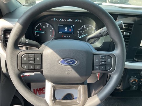 New 2025 Ford F550 4x4 Regular Cab Super Duty image 19