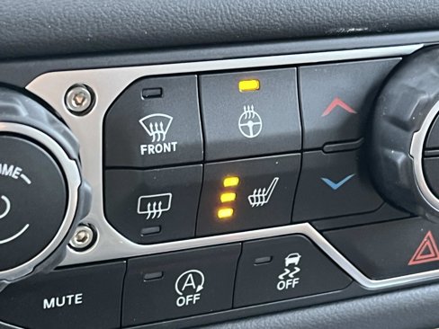 New 2025 Jeep Wrangler Sahara image 24