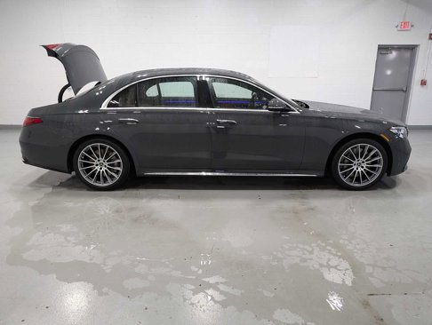 New 2025 Mercedes-Benz S 580 4MATIC Sedan image 8