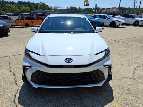 New 2025 Toyota Camry SE image 9