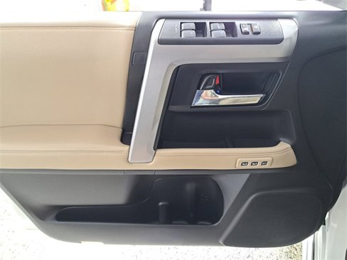 Used 2020 Toyota 4Runner Limited image 21
